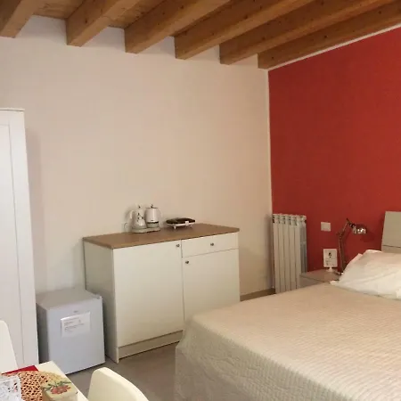 Couette-café La Tana Lenno