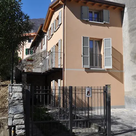 Nocleg ze śniadaniem La Tana Lenno